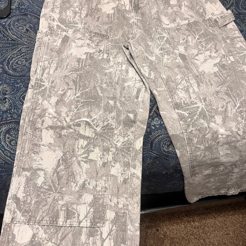 RSQ Light Gray Camouflage Cargo Pants